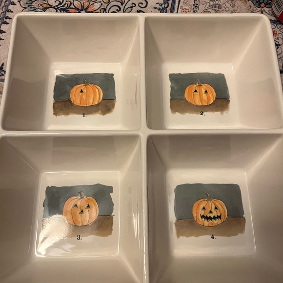 Pre-loved Rae Dunn 4 section candy or serving dish